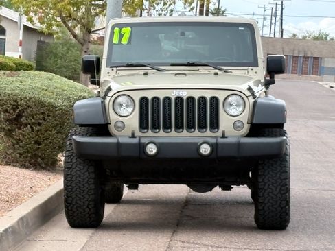 Used 2017 Jeep Wrangler Unlimited Sport w/ Quick Order Package 24S AWD/4WD image 2