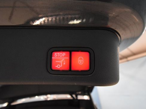 Used 2016 Mercedes-Benz GLE 350 4MATIC image 30