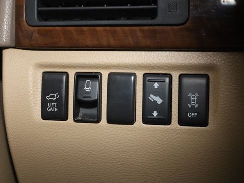 Used 2011 Nissan Armada Platinum w/ 2nd Row Captain Seat Pkg AWD/4WD image 30