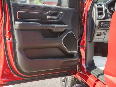 New 2026 RAM 1500 Laramie AWD/4WD image 43