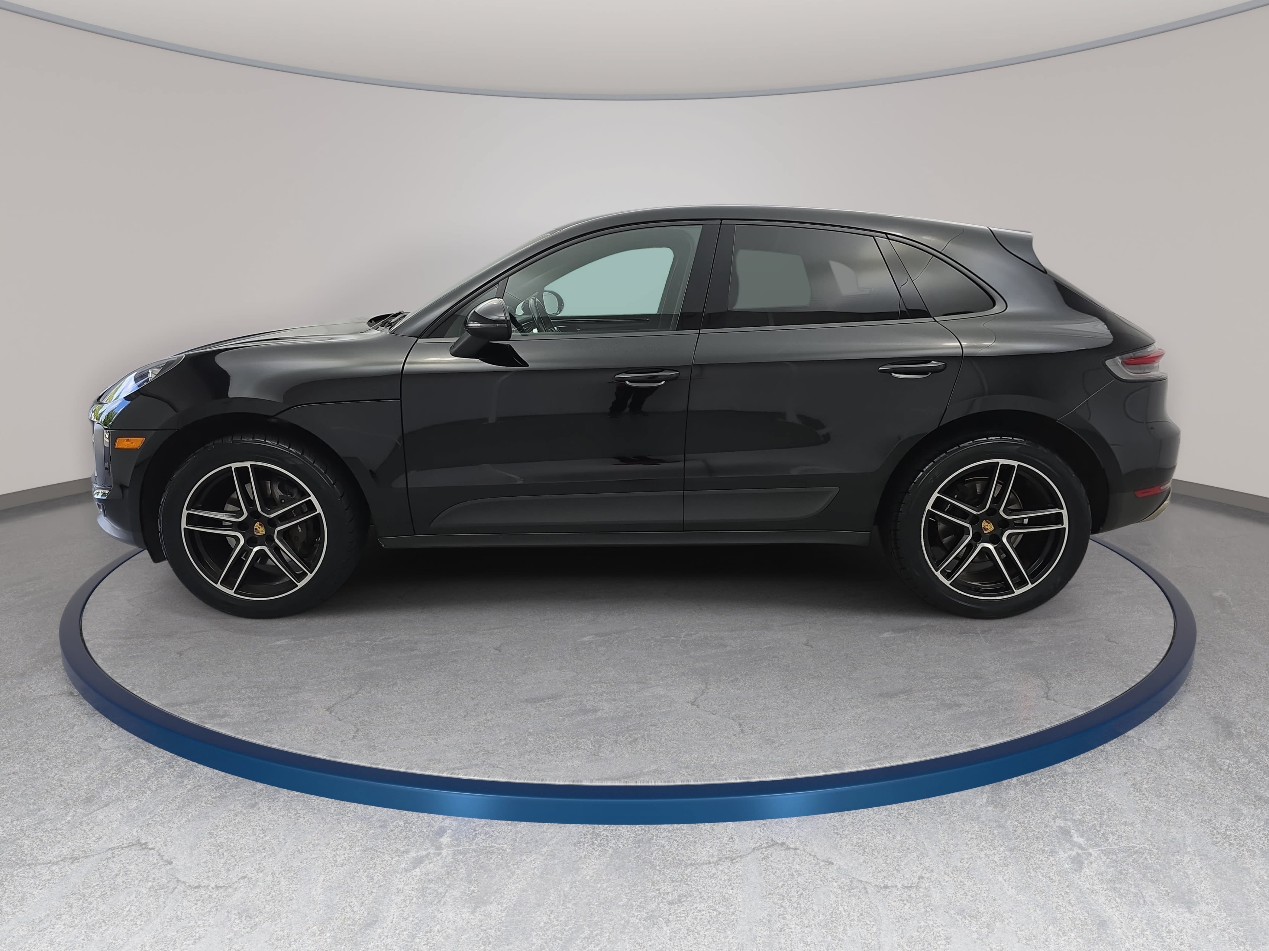 Used 2021 Porsche Macan AWD/4WD image 8