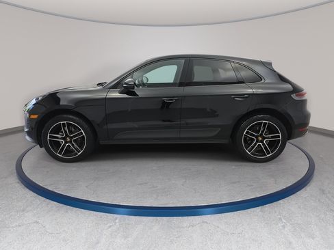 Used 2021 Porsche Macan AWD/4WD image 8