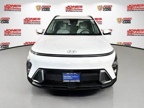 Certified 2025 Hyundai Kona SEL AWD/4WD image 11