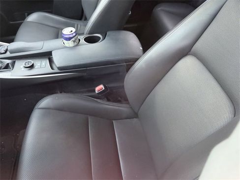 Used 2016 Lexus IS 200t 200t image 7