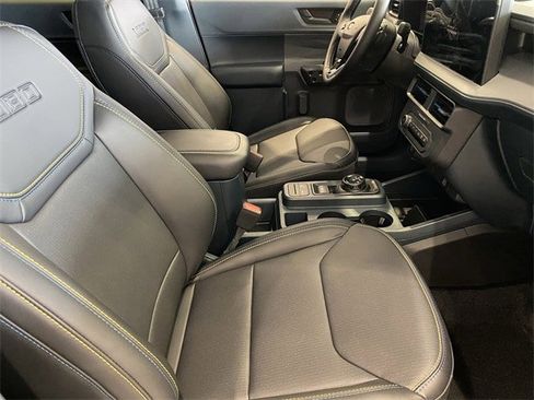 New 2025 Ford Maverick Lobo image 34