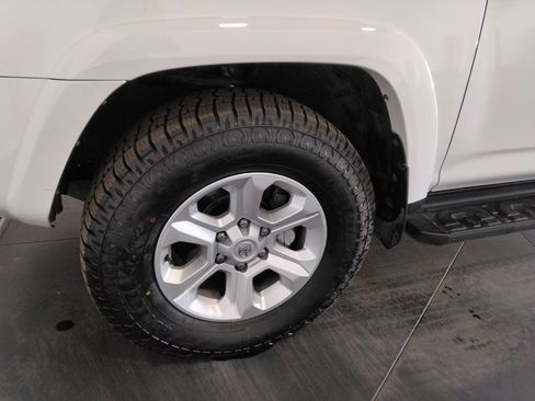 Used 2024 Toyota 4Runner SR5 Premium image 47