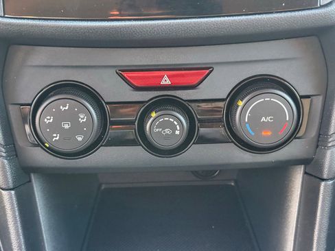 Used 2018 Subaru Impreza 2.0i AWD/4WD image 23