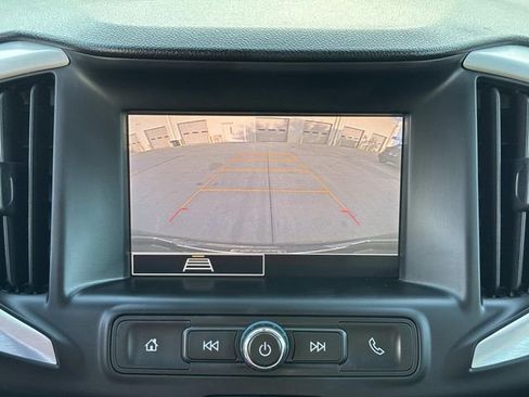 Used 2022 GMC Terrain SLE FWD image 26