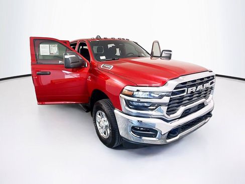 Used 2026 RAM 2500 Tradesman AWD/4WD image 39