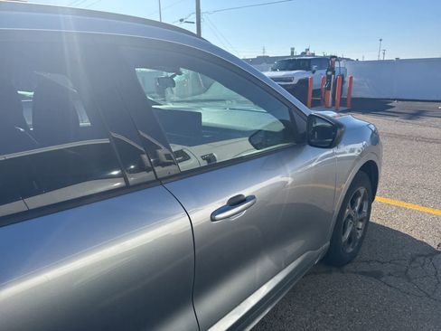 Used 2024 Ford Escape ST-Line w/ Tech Pack #1 image 7