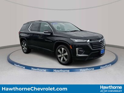 Used 2023 Chevrolet Traverse LT w/ LT Premium Package