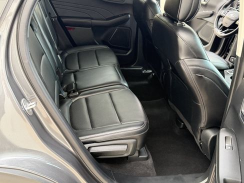 Used 2021 Ford Escape SEL FWD image 30