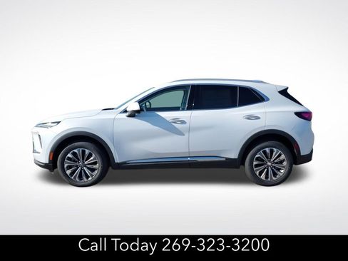 New 2025 Buick Envision Preferred image 6