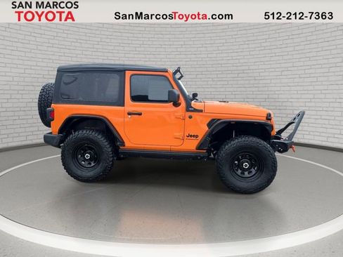 Used 2025 Jeep Wrangler Sport image 4