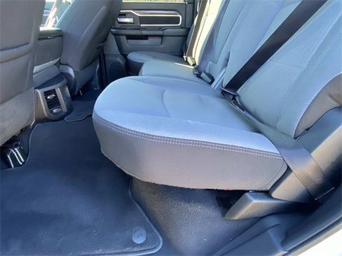 Used 2024 RAM 3500 Big Horn image 17