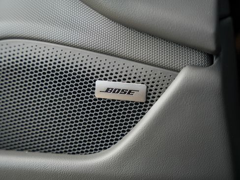 New 2025 Porsche Taycan 4 image 18