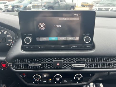 Used 2023 Honda HR-V Sport image 17