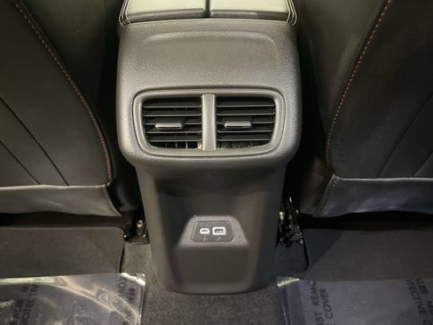 Used 2022 Buick Envision Essence w/ Technology Package II AWD/4WD image 16