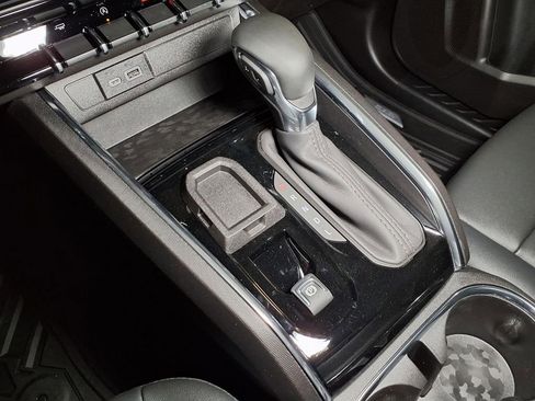 New 2026 GMC Canyon Elevation w/ Convenience Package RWD image 20