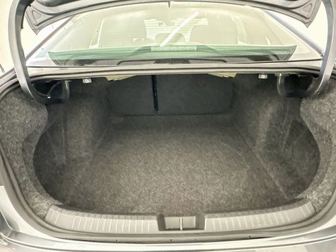 Used 2025 Volkswagen Jetta Sport FWD image 29