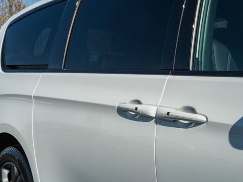 New 2026 Chrysler Pacifica Select FWD image 20