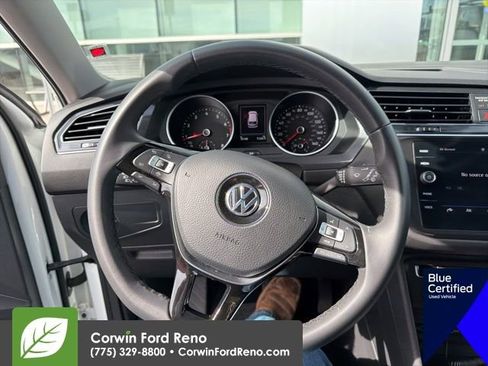 Used 2020 Volkswagen Tiguan SE image 14