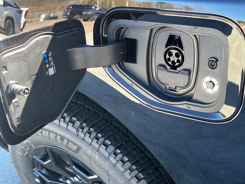 New 2025 Ford F150 Lightning XLT w/ Max Trailer Tow Package image 20