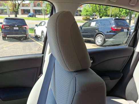 Used 2016 Honda CR-V LX image 17