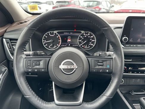 Certified 2023 Nissan Rogue SV w/ SV Premium B Package image 27