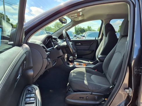 Used 2014 Chevrolet Traverse LT w/ All-Star Edition FWD image 16