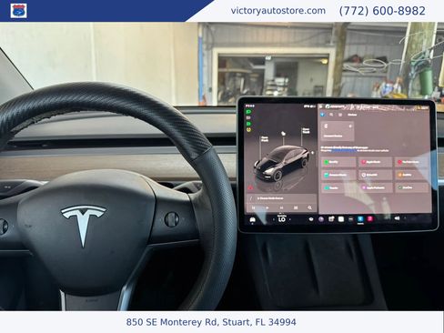 Used 2022 Tesla Model Y Long Range AWD/4WD image 5