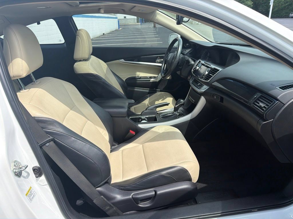 Used 2015 Honda Accord EX-L image 21