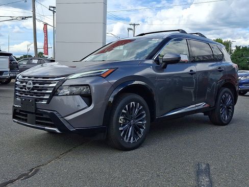 New 2026 Nissan Rogue Platinum w/ Platinum Premium Package AWD/4WD image 2