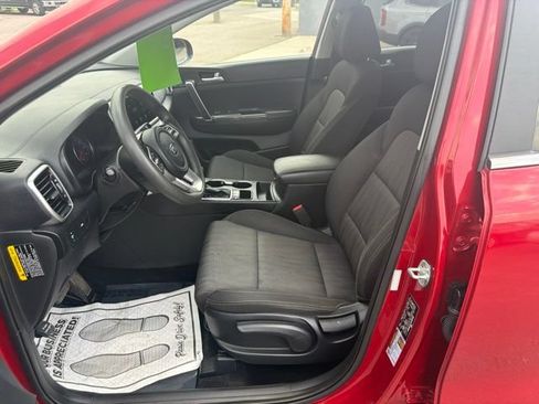 Used 2021 Kia Sportage LX AWD/4WD image 21