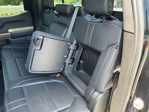 Used 2020 Chevrolet Silverado 1500 High Country w/ Safety Package II RWD image 13