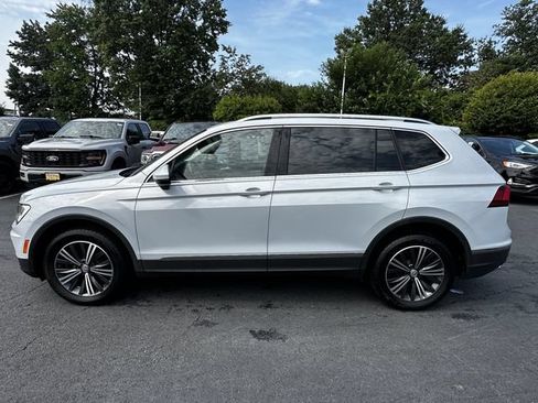 Used 2018 Volkswagen Tiguan SEL AWD/4WD image 8