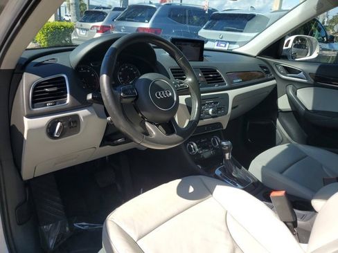 Used 2015 Audi Q3 2.0T Prestige w/ Prestige Package image 13