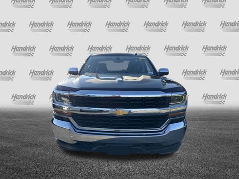 Used 2018 Chevrolet Silverado 1500 LT AWD/4WD image 3