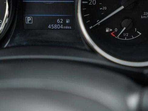 Used 2022 Nissan Rogue Sport SL image 38