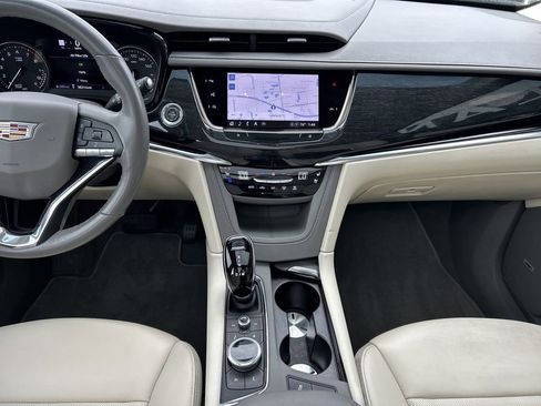 Certified 2023 Cadillac XT6 Premium Luxury w/ Technology Package image 15