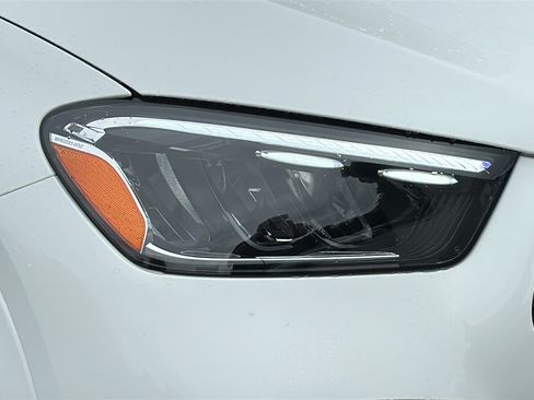 Used 2026 Mercedes-Benz GLE 350 4MATIC image 4
