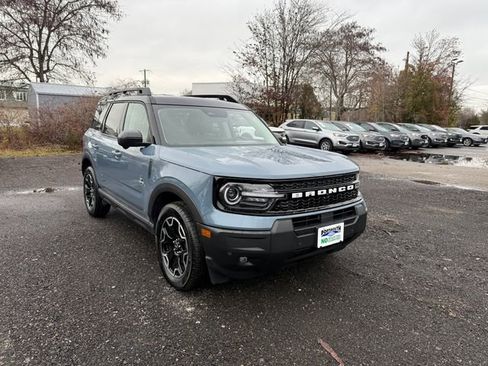 Used 2025 Ford Bronco Sport Outer Banks w/ Outer Banks Tech Package+ image 1