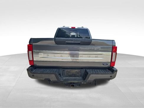 Used 2022 Ford F250 Platinum w/ FX4 Off-Road Package AWD/4WD image 13