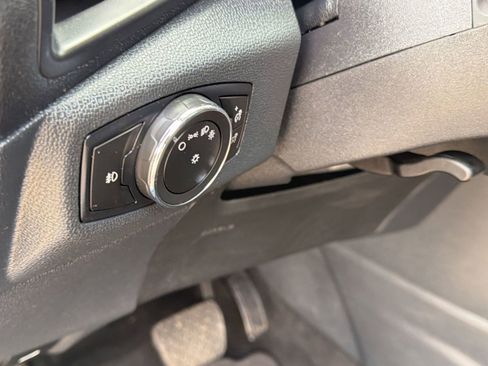 Used 2020 Ford EcoSport SE image 19