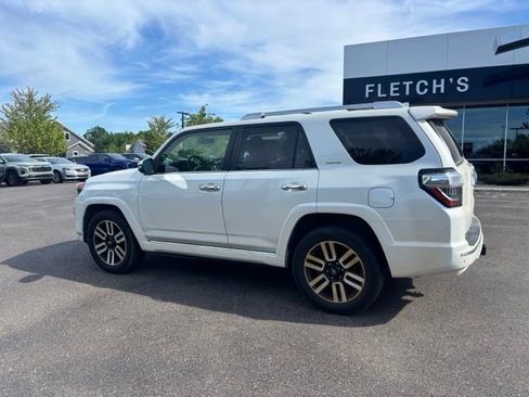 Used 2016 Toyota 4Runner Limited w/ Convenience Package AWD/4WD image 8