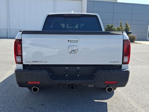 Used 2023 Honda Ridgeline RTL image 5