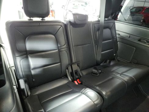Used 2024 Lincoln Navigator Reserve AWD/4WD image 55