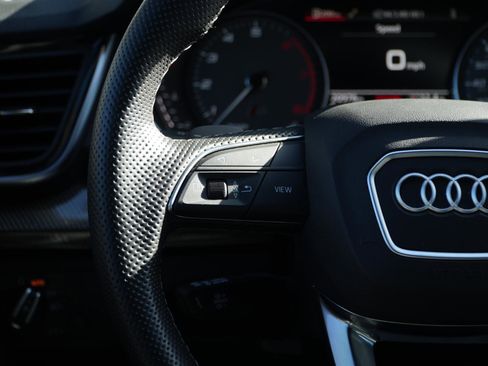 Used 2022 Audi SQ5 Premium w/ Convenience Package image 19