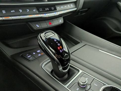 Used 2021 Cadillac CT5 Luxury w/ Cold Weather Package AWD/4WD image 16