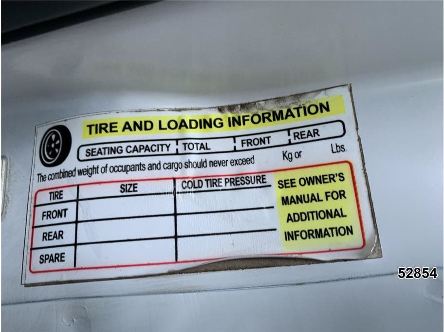 Used 2015 GMC Savana 3500 RWD image 17